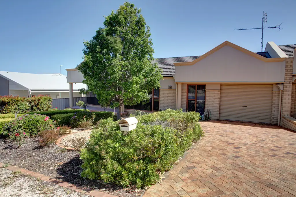Main view of Homely unit listing, 2/102 Dublin Street, Port Lincoln SA 5606