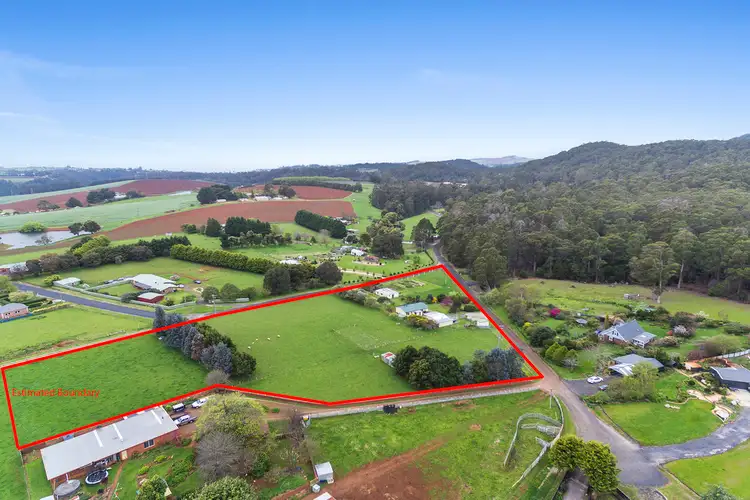 160 Hardys Road, Penguin TAS 7316