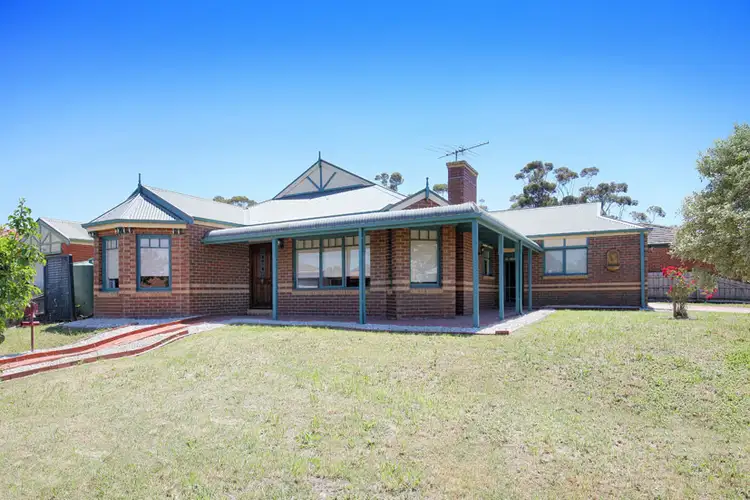 7 Herring Court, Roxburgh Park VIC 3064