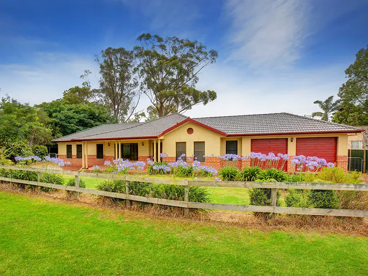 6 Daphne Street, Colo Vale NSW 2575