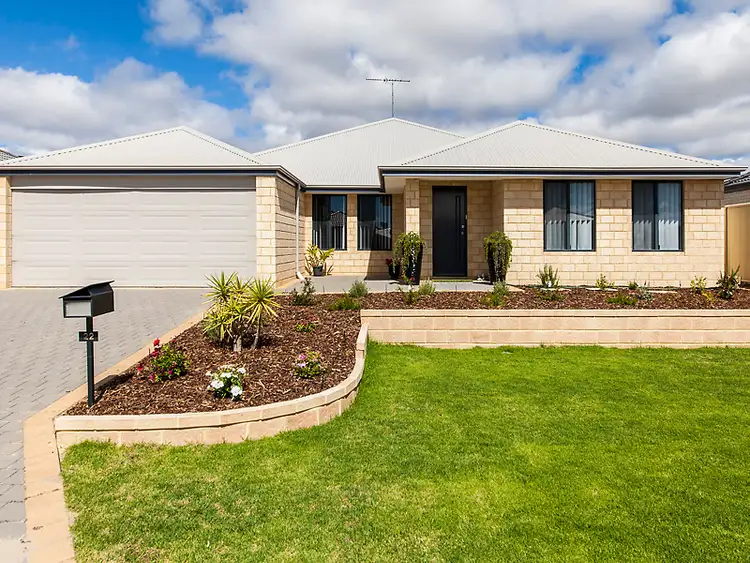 22 Naturaliste Drive, Pinjarra WA 6208
