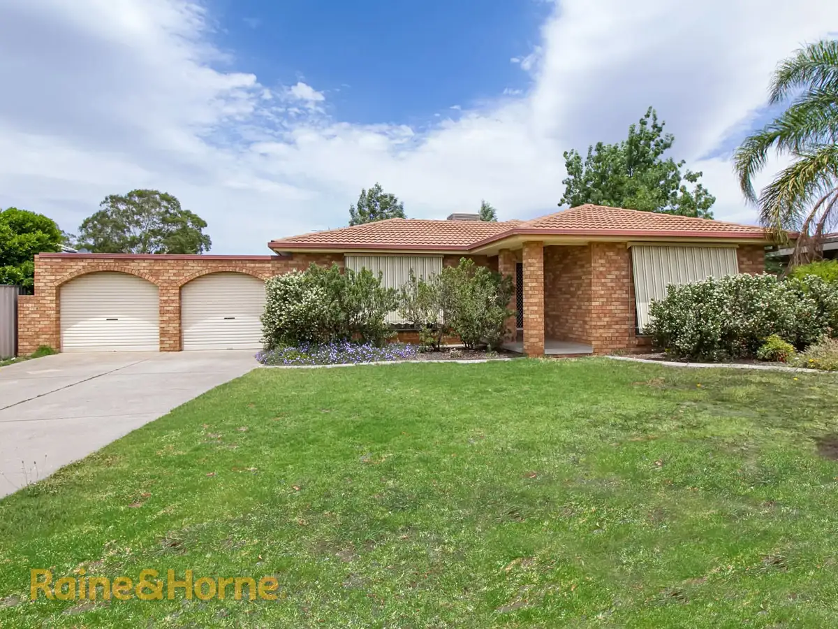 Main view of Homely house listing, 46 Dalman Parkway, Glenfield Park NSW 2650