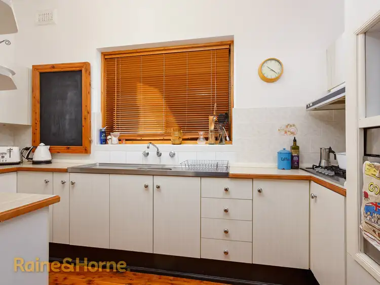 Fourth view of Homely house listing, 34 GRANDVIEW AVENUE, Turvey Park NSW 2650