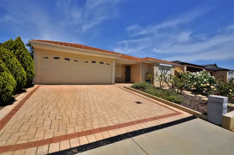 17 Nunney Road, Orelia WA 6167