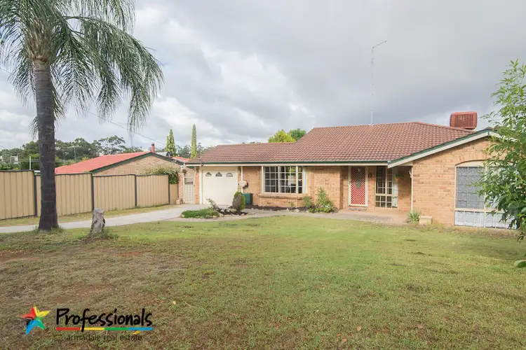 Second view of Homely house listing, 10 Westminster Crt, Armadale WA 6112