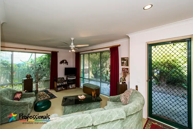 Seventh view of Homely house listing, 4 Ivanhoe pl, Gosnells WA 6110