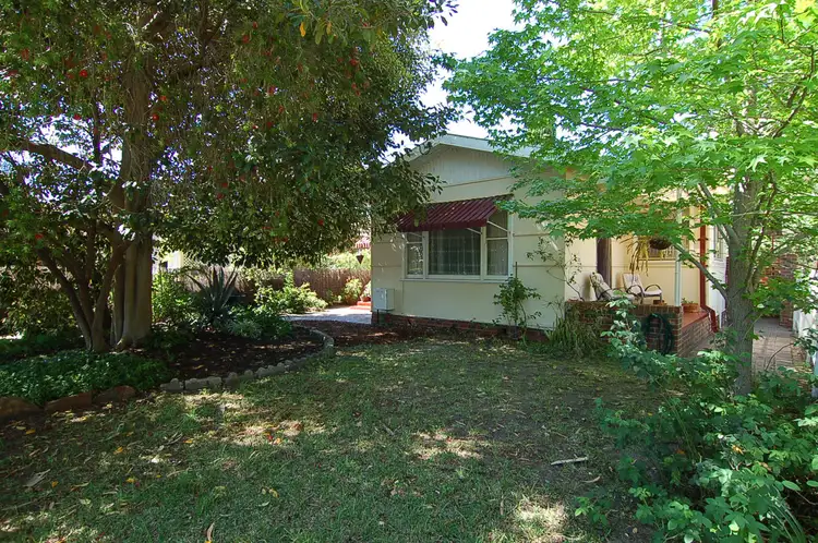 31 Swan Street East, Guildford WA 6055