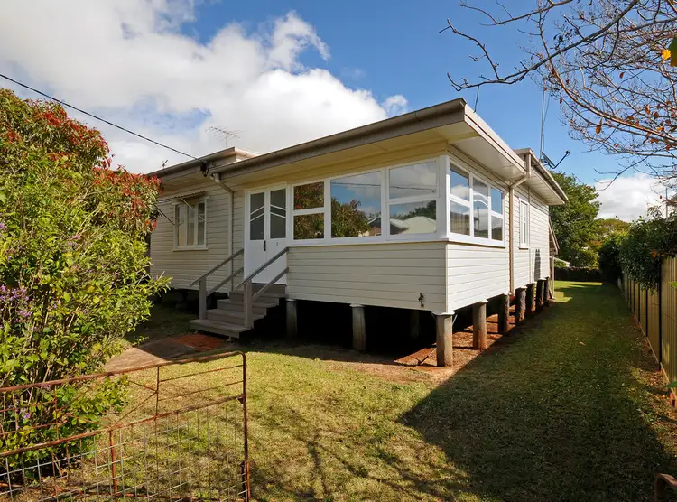 5 Peardon Street, South Toowoomba QLD 4350
