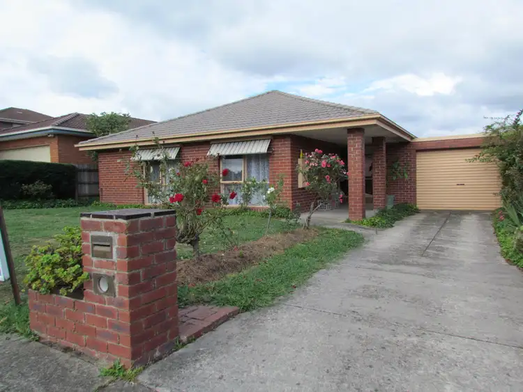 4 Van Der Haar Avenue, Berwick VIC 3806