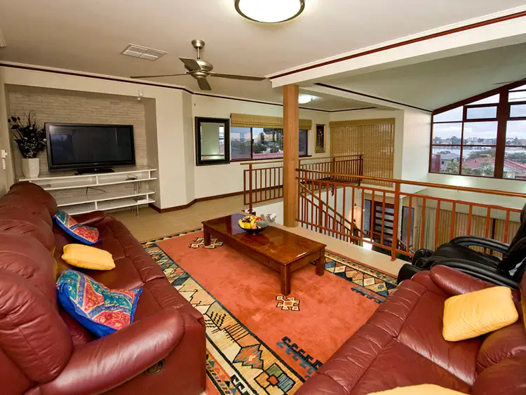 Fourth view of Homely house listing, 152 Lockhart St, Como WA 6152