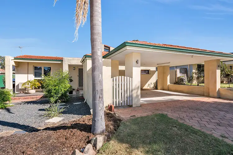 10 Margaret St, Wilson WA 6107