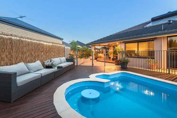 17 Araluen Bend, Aubin Grove WA 6164