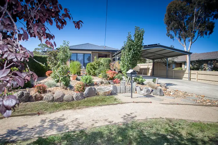 19 Worcester Road, Gisborne VIC 3437
