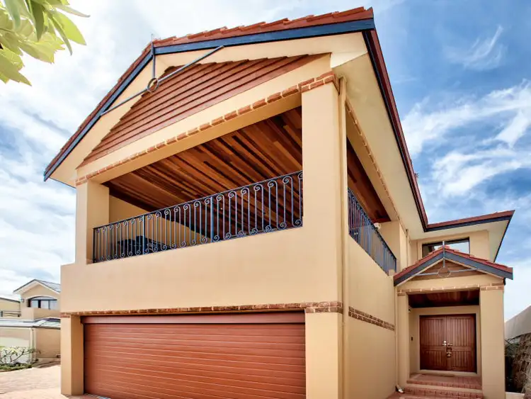 8 Contacio Cove, Trigg WA 6029