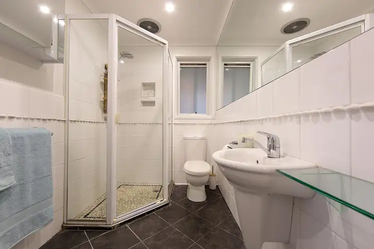 Sixth view of Homely unit listing, 4/17 Eel Race Road, Carrum VIC 3197