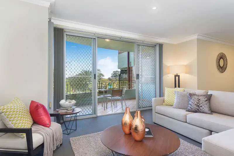 Main view of Homely unit listing, 2/5-7 Larkin Street, Roseville NSW 2069