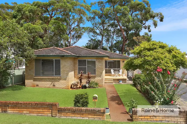 1 Lake Road, Blackwall NSW 2256
