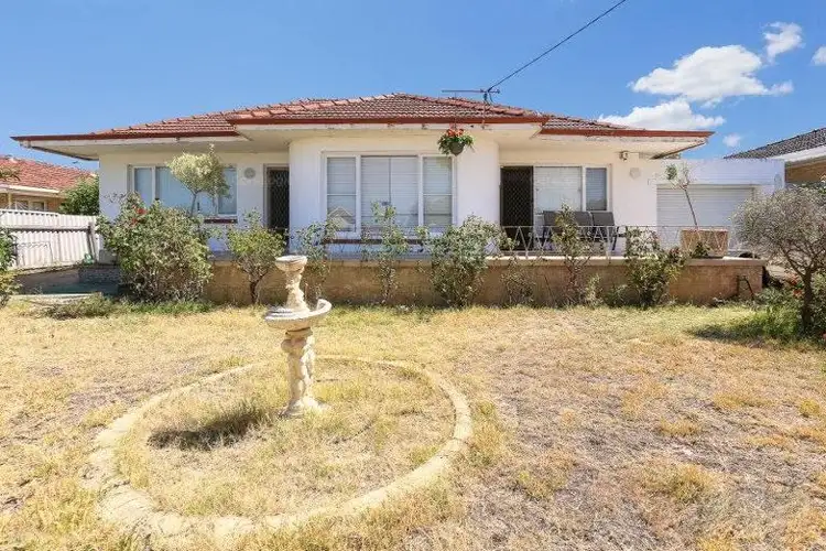 3 May Drive, Nollamara WA 6061