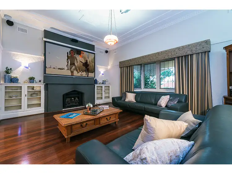 Sixth view of Homely house listing, 31 Inverness Crescent, Menora WA 6050