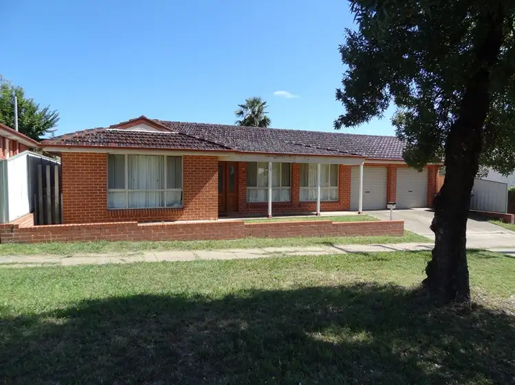 127 Peel Street, Bathurst NSW 2795