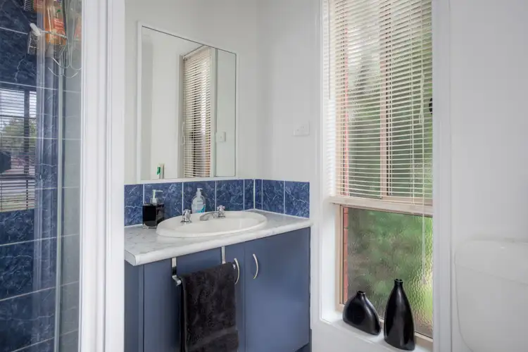 Fourth view of Homely house listing, 2 Giffen Place, Sunbury VIC 3429