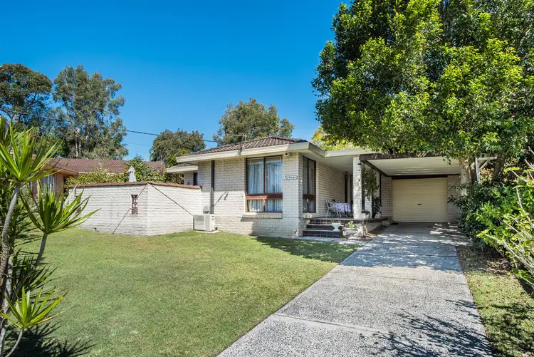 Second view of Homely house listing, 4 Amber Crescent, Point Clare NSW 2250