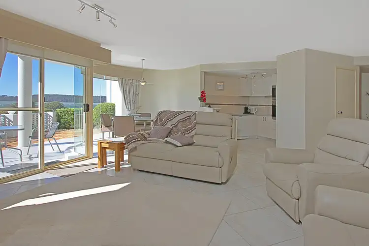 Fourth view of Homely unit listing, 3/25 Beach Road, Batemans Bay NSW 2536