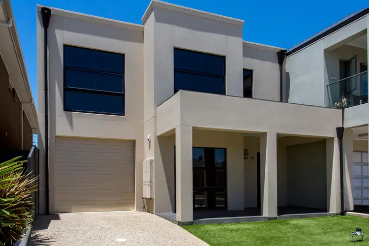 32 Mowbray Street, Mawson Lakes SA 5095