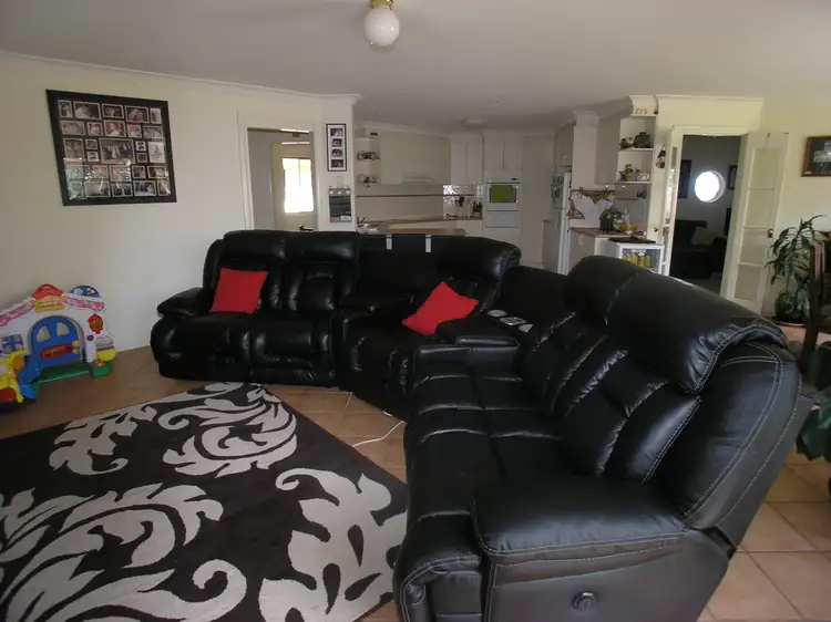 Seventh view of Homely house listing, 2 Hoskins Place, Orange NSW 2800