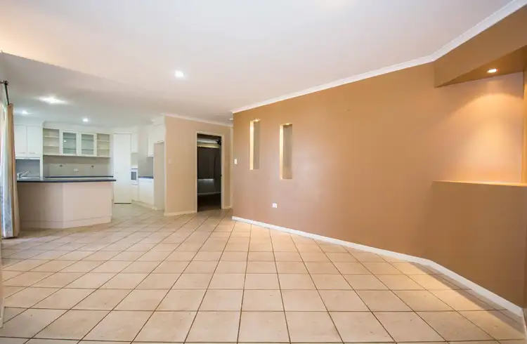 1 Carswell Court, Kepnock QLD 4670