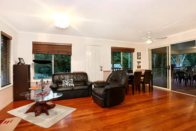 26 Calderwood Road, Landsborough QLD 4550