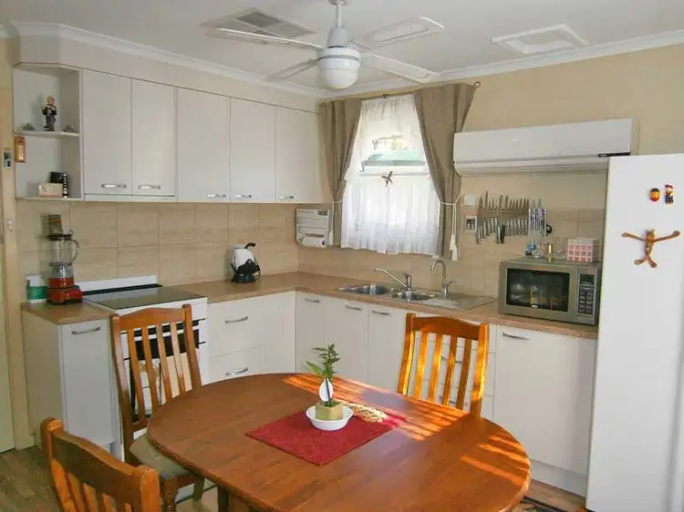 12 Jacobs Street, Waikerie SA 5330