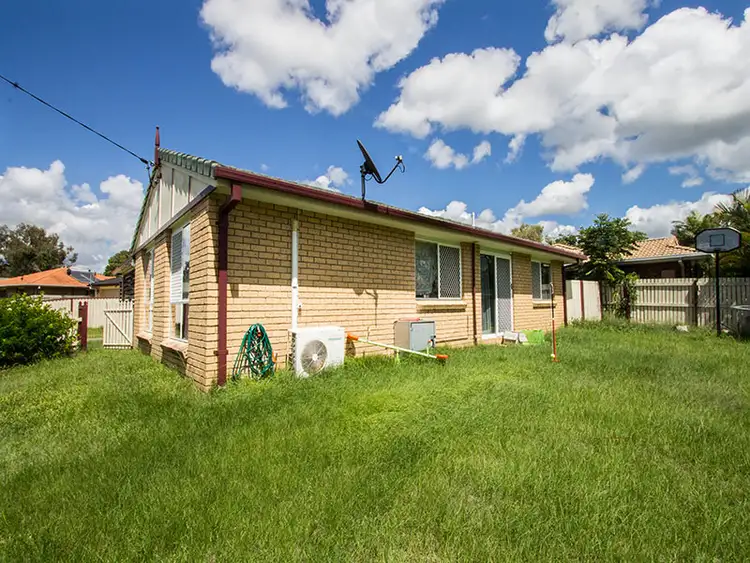 Sixth view of Homely house listing, 2 Magpie Court, Deception Bay QLD 4508