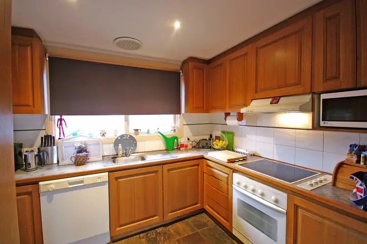 Third view of Homely house listing, 2 Bedford Court, Endeavour Hills VIC 3802