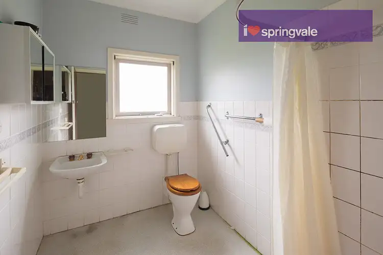 Fifth view of Homely house listing, 4 Ross Court, Springvale VIC 3171