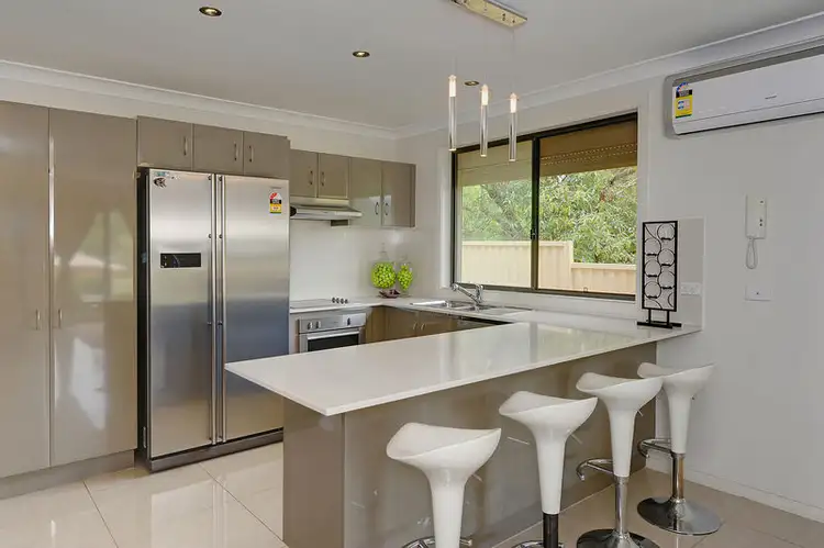 8A Montview Parade, Hornsby Heights NSW 2077