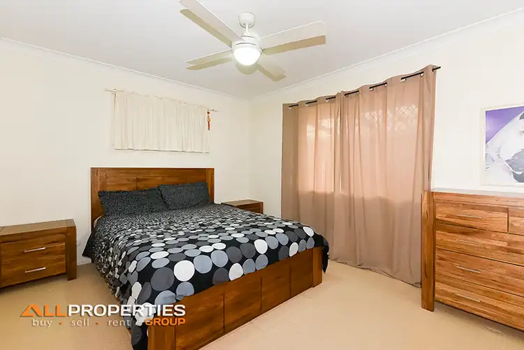 Sixth view of Homely house listing, 2 LUTEA CLOSE, Regents Park QLD 4118