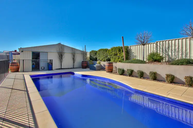 Fifth view of Homely house listing, 9 Schaefer Drive, Loxton SA 5333