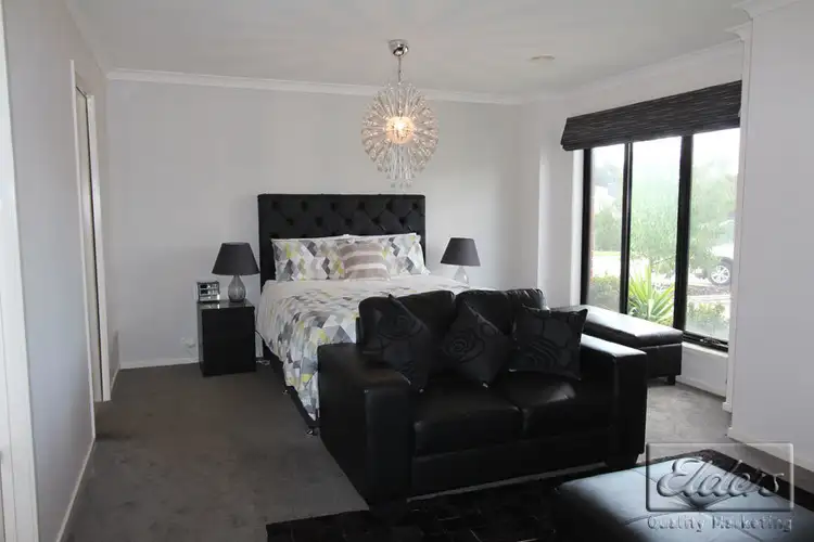 Fifth view of Homely house listing, 13 Duncan Court, Junortoun VIC 3551