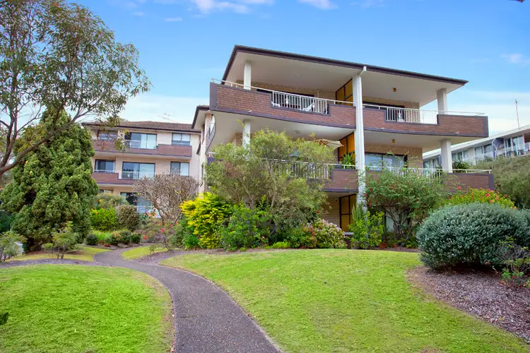 18/119 Oaks Avenue, Dee Why NSW 2099