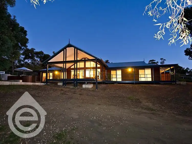172 Lewis Road, Forrestfield WA 6058