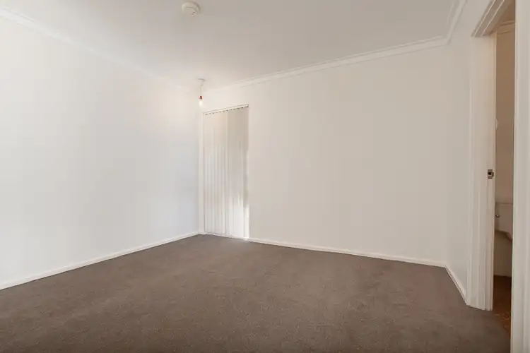 Sixth view of Homely house listing, 8 Newman Close, Cooloongup WA 6168