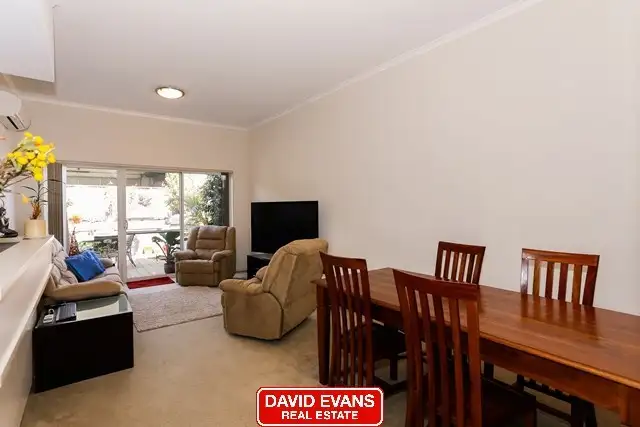 Fourth view of Homely house listing, 284 Ocean Keys Boulevard, Clarkson WA 6030