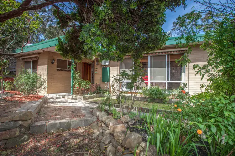 7 Bent Street, Macedon VIC 3440