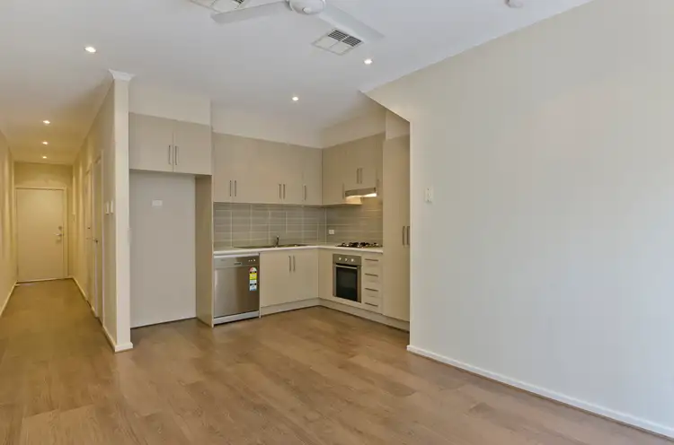3 / 35 Victoria Parade, Mawson Lakes SA 5095
