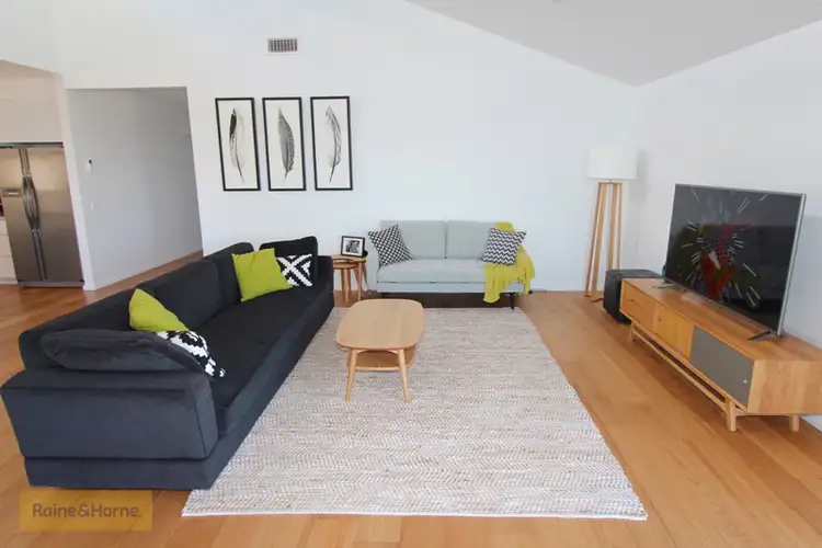 Seventh view of Homely house listing, 7 Bluegum Close, Kelso NSW 2795