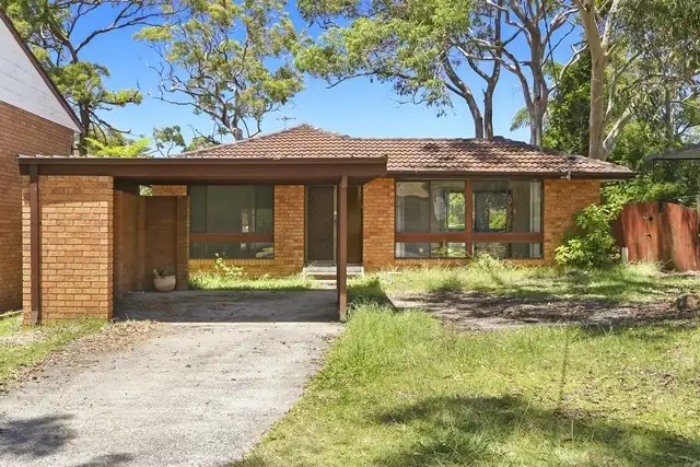 24 Jetty Avenue, Charmhaven NSW 2263