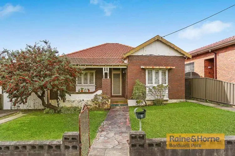 8 Bexley Road, Campsie NSW 2194