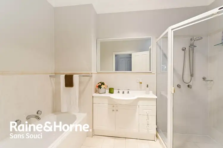 Seventh view of Homely villa listing, 6/29-31 Chuter Avenue, Ramsgate Beach NSW 2217