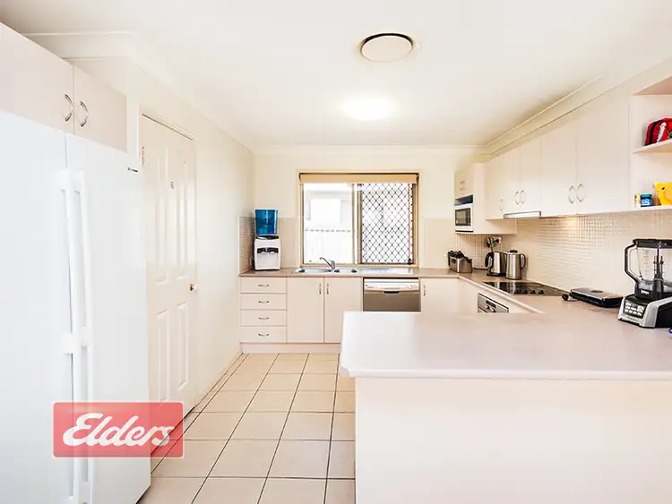 Sixth view of Homely house listing, 2 Golfgreen Terrace, Meadowbrook QLD 4131